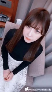 极品高颜值丰满妹子TP啪啪，镜头前口交上位骑坐猛操呻吟娇喘